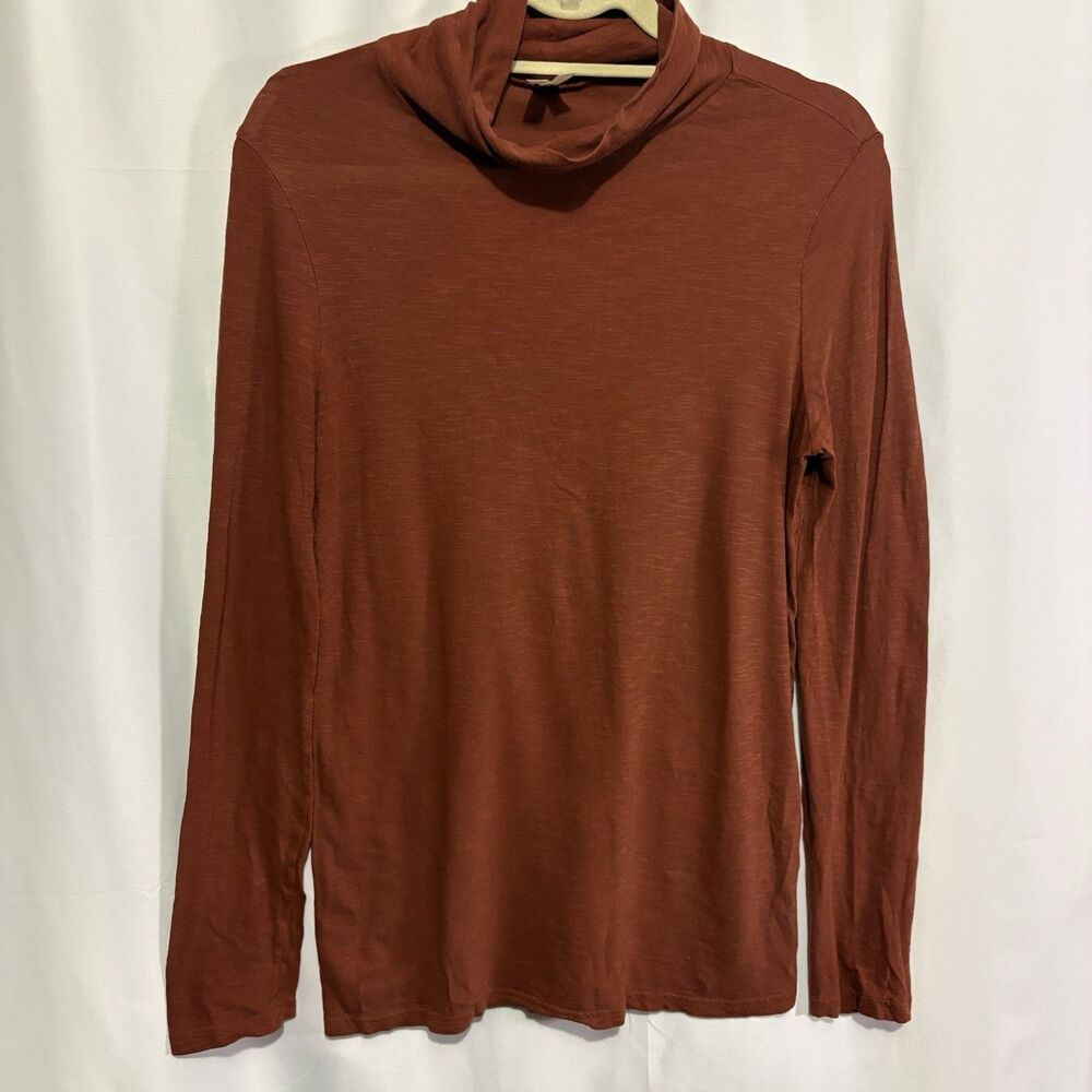Pact Top Womens Size Medium Dark Rust 100% Organic Cotton Turtleneck Lightweight